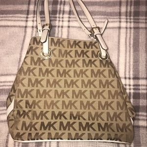 Micheal Kors Bag